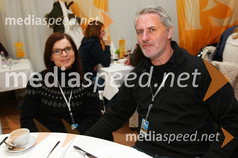 Simona Zavratnik, dipl.oec. in direktor podjetja Zurnal Media d.o.o. in dipl.ing. Harald Enzensberger, lastnik podjetja Bau Vision iz Austrije.46. Zlata lisica, druženje na Snežnem stadionu in VIP šotoru