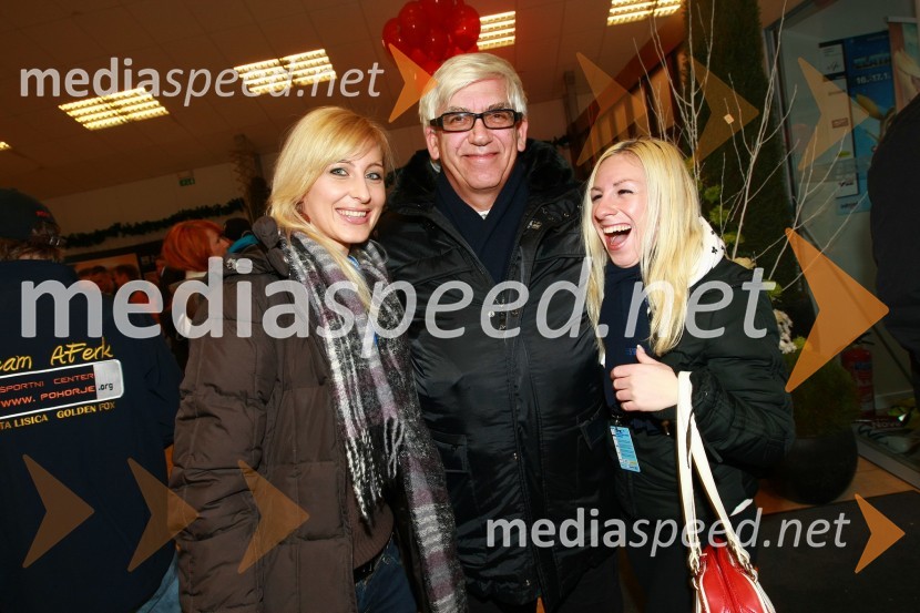 Karmen Kline, Aleks Štakul, nekdanji direktor RTV Slovenija in Danijela Novak46. Zlata lisica, druženje na Snežnem stadionu in VIP šotoru