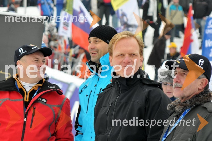 Franc Kangler, župan Maribora, Matjaž Kovačič, predsednik uprave Nove KBM, Marko Jazbec, član uprave NLB in Marko Voljč, nekdanji predsednik uprave NLB in Drago Cotar, predsednik uprave Zavarovalnice Maribor46. Zlata lisica, slalom