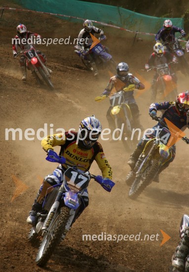 Štart 2. vožnje, levo Klemen GerčarMOTOKROS, EP junior do 125 ccm, Brežice