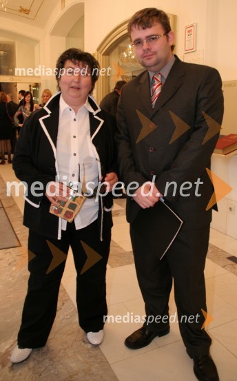 Dragica Petrovič, režiserka ter producentka in Alan Kavčič, namestnik odgovornega urednika revije MariborčanAttila, premiera opere SNG Maribor