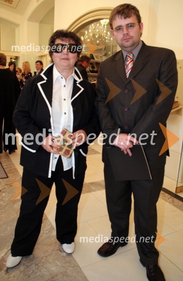 Dragica Petrovič, režiserka ter producentka in Alan Kavčič, namestnik odgovornega urednika revije MariborčanAttila, premiera opere SNG Maribor