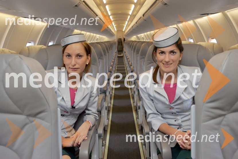 Stevardesi letalske družbe Styrian SpiritNovo letalo družbe Styrian Spirit
