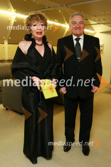 Borut Miklavčič, minister za zdravje in Pra Lion ter soproga Breda13. Veliki dobrodelni ples Lions kluba Ljubljana ob 20-obletnici lionizma v Sloveniji