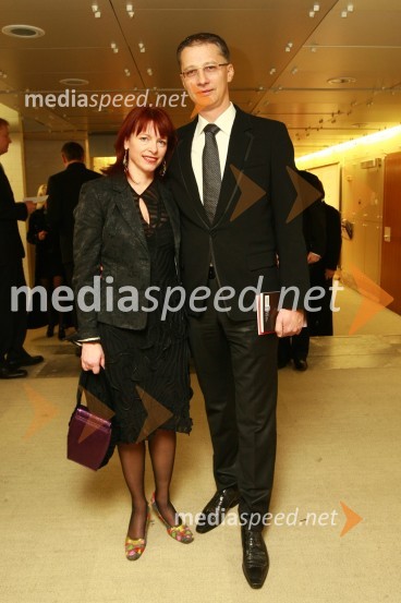 Igor Lukšič, minister za šolstvo in šport ter njegova soproga dr. Marta Macedoni Lukšič, pediatrinja13. Veliki dobrodelni ples Lions kluba Ljubljana ob 20-obletnici lionizma v Sloveniji