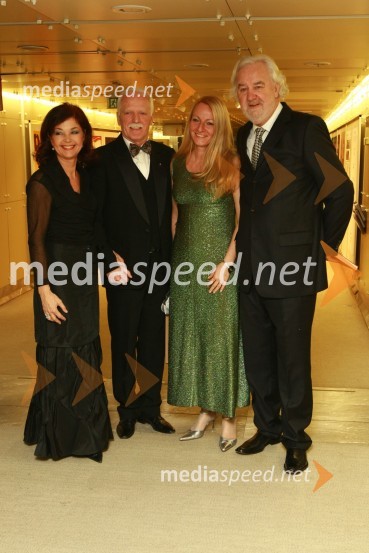 ..., ..., Karin Sernec in Gorazd Mrevlje13. Veliki dobrodelni ples Lions kluba Ljubljana ob 20-obletnici lionizma v Sloveniji