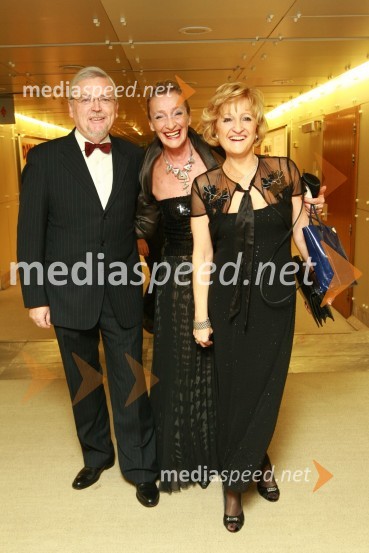 ..., Mojca Beseničar, modna oblikovalka in ...13. Veliki dobrodelni ples Lions kluba Ljubljana ob 20-obletnici lionizma v Sloveniji