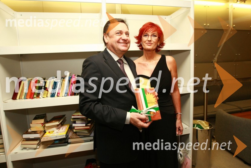 Zoran Janković, župan Ljubljane in Darinka Pavlič Kamien, predsednica Lions kluba Ljubljana13. Veliki dobrodelni ples Lions kluba Ljubljana ob 20-obletnici lionizma v Sloveniji