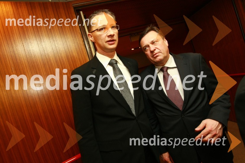 Igor Lukšič, minister za šolstvo in Zoran Janković, župan Ljubljane13. Veliki dobrodelni ples Lions kluba Ljubljana ob 20-obletnici lionizma v Sloveniji