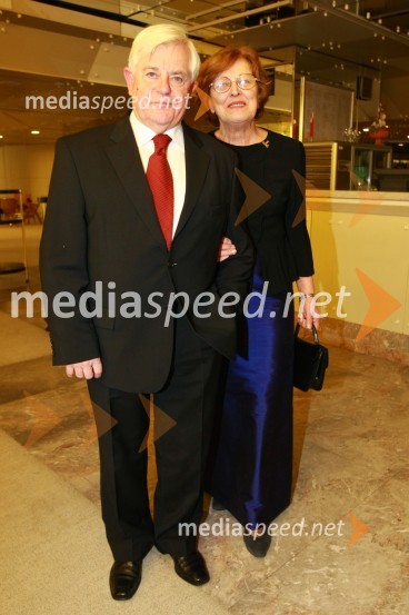 Milan Kučan, nekdanji predsednik Republike Slovenije in soproga Štefka13. Veliki dobrodelni ples Lions kluba Ljubljana ob 20-obletnici lionizma v Sloveniji