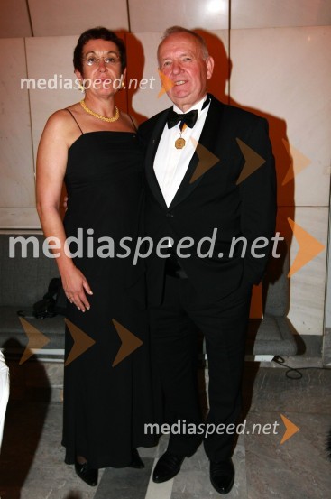 Janez Bohorič, predsednik uprave Sava d.d. in življenjska sopotnica Polonca Oblak13. Veliki dobrodelni ples Lions kluba Ljubljana ob 20-obletnici lionizma v Sloveniji