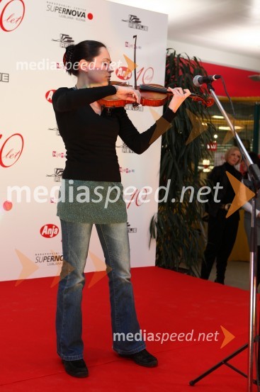 Anja Bukovec, violinistkaRevija Anja, 10. rojstni dan