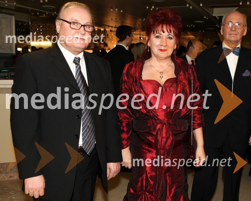 Vlasta Nussdorfer, generalna sekretarka društva Beli obroč in soprog13. Veliki dobrodelni ples Lions kluba Ljubljana ob 20-obletnici lionizma v Sloveniji