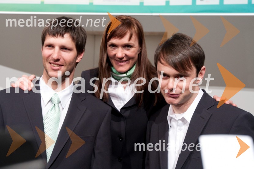 	Andrej Jerman, alpski smučar, Petra Majdič, smučarska tekačica in Rok Flander, deskar na sneguPredstavitev olimpijske delegacije Slovenije