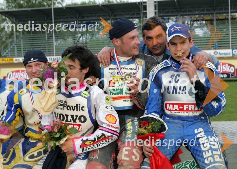 Ekipa AMTK Ljubljana: Jaka Hlad, Jernej Kolenko, Denis Štojs, Zvonko Pavlic in Jurica Pavlic (SK Unia Goričan Hrvaška)SPEEDWAY, 2. dirka DP ekip Slovenije, Avstrije in Hrvaške