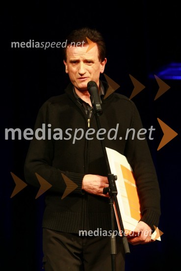 Rajko Stropnik, dobitnik nagrade Bobov blog 2009Bob leta 2009 in vljudna prošnja Večerovcev, naj se ga gostje letos ne napijejo...