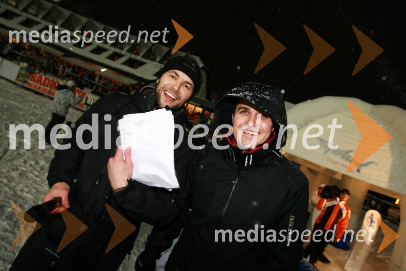 Matej Obu in Matjaž Šeško, povezovalca prireditveRok Flander Snowboard show 2010