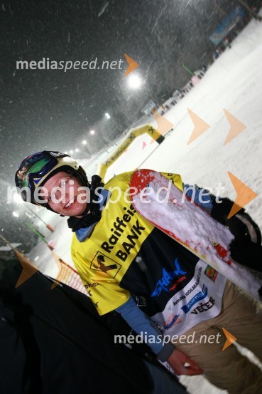 Polona Zupan, deskarka na sneguRok Flander Snowboard show 2010