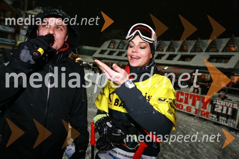 Matjaž Šeško, povezovalec prireditve in Tina Petelin, Miss Slovenije 2009Rok Flander Snowboard show 2010