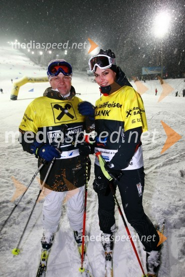 Leo Ivanjko, lastnik podjetja Vinag in Tina Petelin, Miss Slovenije 2009Rok Flander Snowboard show 2010