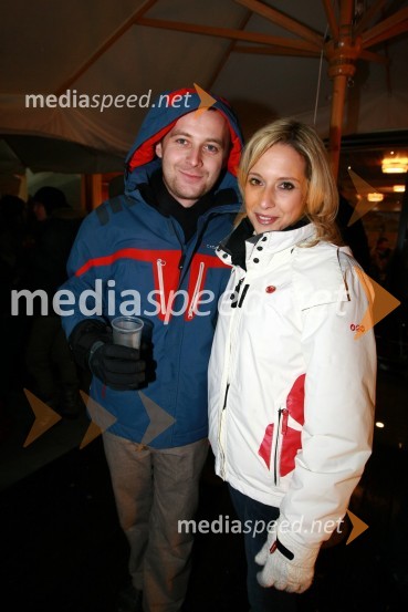 Tomaž Bračko, nekdanji programski direktor Info TV in Jasmina Jamnik, RTV SlovenijaRok Flander Snowboard show 2010