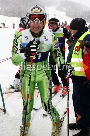 Franci Podbrežnik, član skupine Happy bandX - plozija zabave 2010, veleslalom glasbenikov