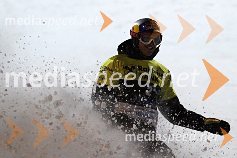 Benjamin Karl (Austrija)Rok Flander Snowboard show 2010