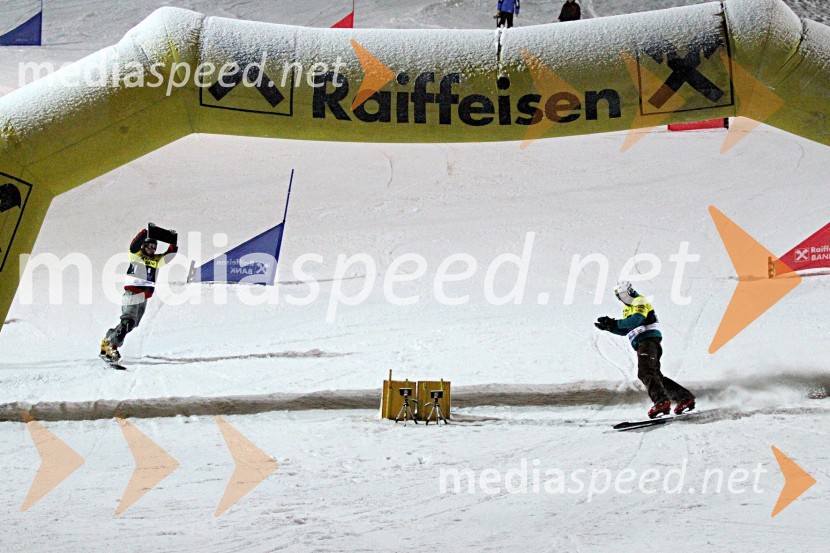 Silvan Dofour (Francija) in Rok Flander, deskar na sneguRok Flander Snowboard show 2010