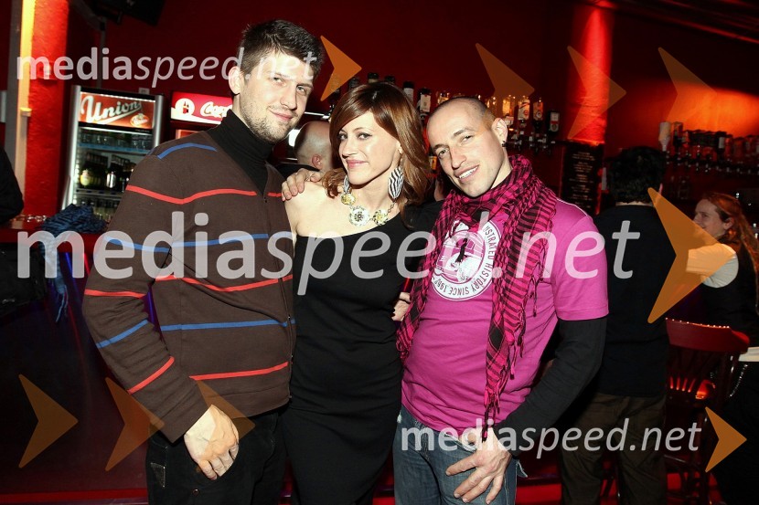 Tomaž Mihelič - Marlenna, član skupine Sestre, Hannah Mancini, pevka skupine Xequtifz in Srečko Blas - Daphne, član skupine SestreNina Osenar, predstavitev albuma Missunderstood