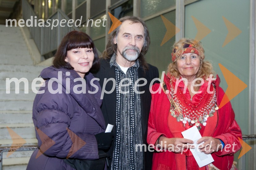 Nina Gazibara, nekdanja manekenka, Dragan Bulič, glasbeni urednik Vala 202 in in organizator dogodka in Anka SenčarŠe pomnite prijatelji, koncert