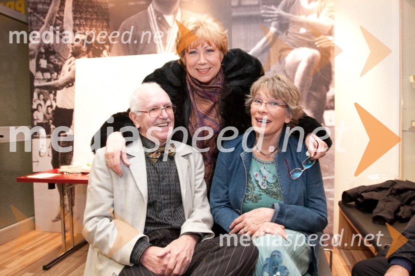 Matija Cerar, pevec, Lidija Kodrič in Metka Štok, pevkiŠe pomnite prijatelji, koncert