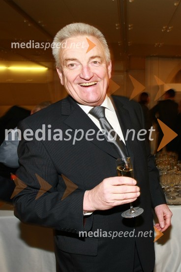 Borut Miklavčič, minister za zdravjePodelitev nagrad Gospodarske zbornice Slovenije za izjemne gospodarske in podjetniške dosežke