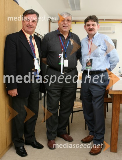 Janez Tomažič, predsednik speedway sekcije pri klubu AMTK Ljubljana, Renzo Giannini predsednik žirije FIM (mednarodne motociklistične zveze) in predsednik komisije za speedway pri FIM) in Boris Kotnjek, slovenski član komisije ze speedway pri FIMSPEEDWAY GRAND PRIX, VN Slovenije 2006