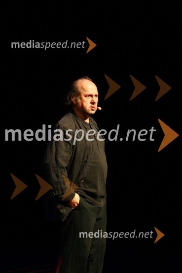 Zijah A. Sokolovič, igralec in režiserPodelitev nagrad Gospodarske zbornice Slovenije za izjemne gospodarske in podjetniške dosežke