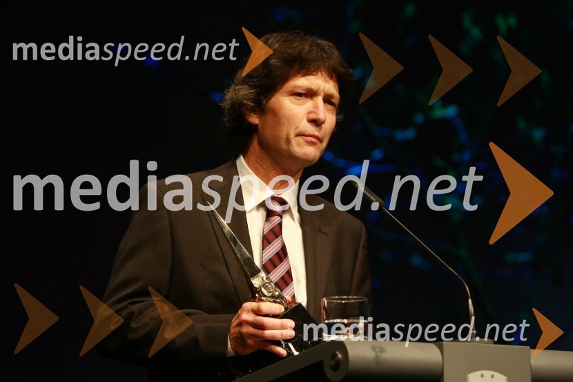 Prof. dr. Marko Mikuž, fizikPodelitev nagrad Gospodarske zbornice Slovenije za izjemne gospodarske in podjetniške dosežke