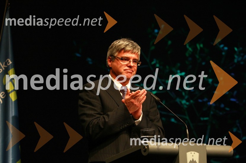 Mag. Samo Hribar Milič, generalni direktor GZSPodelitev nagrad Gospodarske zbornice Slovenije za izjemne gospodarske in podjetniške dosežke