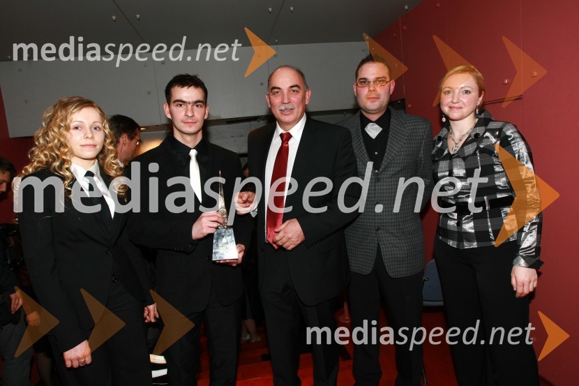 ..., ..., Peter Žigante, direktor podjetja Savaprojekt d.d., Krško, ... in ...Podelitev nagrad Gospodarske zbornice Slovenije za izjemne gospodarske in podjetniške dosežke