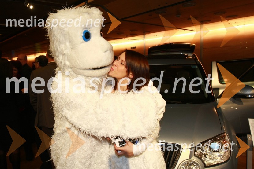 Yeti in Katja Klačinski, YetijevkaPodelitev nagrad Gospodarske zbornice Slovenije za izjemne gospodarske in podjetniške dosežke