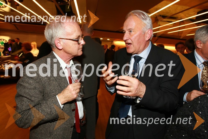 ... in Vojko Čok, član NS Pošta SlovenijePodelitev nagrad Gospodarske zbornice Slovenije za izjemne gospodarske in podjetniške dosežke