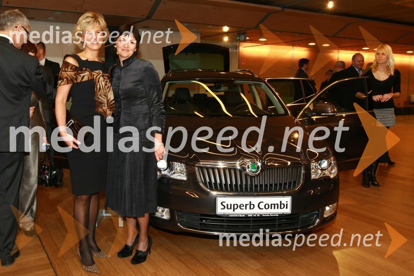 Aleša Kandus Benčina, predsednica uprave podjetja Medex in dr. Maja Makovec BrenčičPodelitev nagrad Gospodarske zbornice Slovenije za izjemne gospodarske in podjetniške dosežke