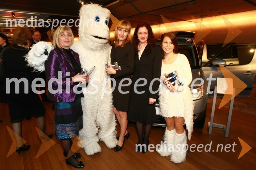 ..., Yeti, ..., ... in Katja Klačinski, YetijevkaPodelitev nagrad Gospodarske zbornice Slovenije za izjemne gospodarske in podjetniške dosežke