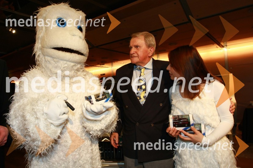 Yeti, Peter Florjančič, izumitelj in Katja Klačinski, YetijevkaPodelitev nagrad Gospodarske zbornice Slovenije za izjemne gospodarske in podjetniške dosežke