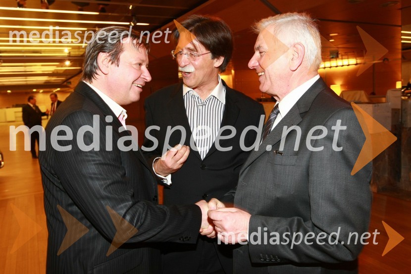 Matjaž Tomlje, Jožko Čuk in Jože Smrkolj, nekdanji predsednik uprave Eti d.d.Podelitev nagrad Gospodarske zbornice Slovenije za izjemne gospodarske in podjetniške dosežke