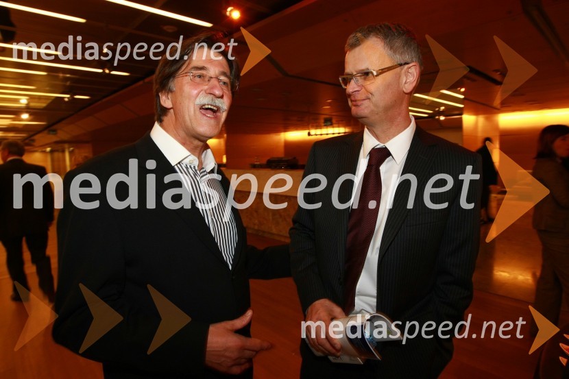 Jožko Čuk, direktor Slovenskega narodnega gledališča (SNG) Nova Gorica in mag. Danilo Toplek, predsednik uprave družbe Talum d.d.Podelitev nagrad Gospodarske zbornice Slovenije za izjemne gospodarske in podjetniške dosežke