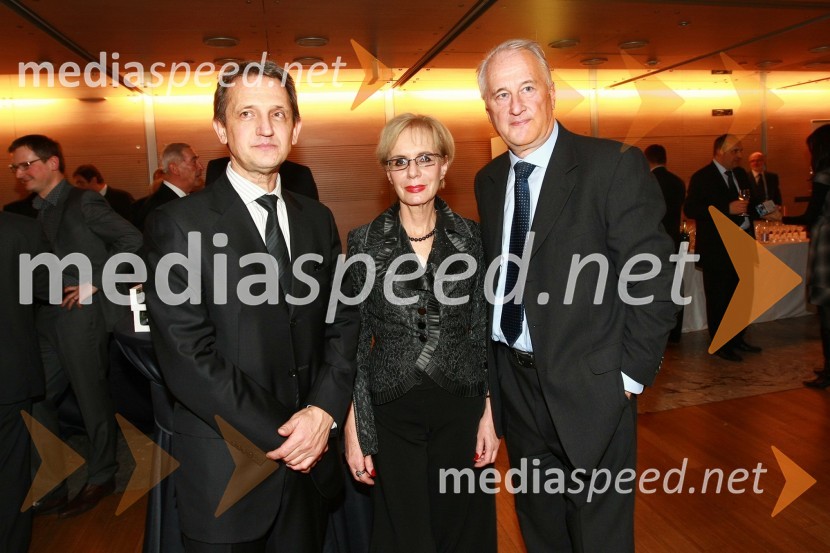 Igor Savič, Poslovni mediji d.o.o., Metka Premerl, slavistka in Vojko Čok, član NS Pošte SlovenijePodelitev nagrad Gospodarske zbornice Slovenije za izjemne gospodarske in podjetniške dosežke