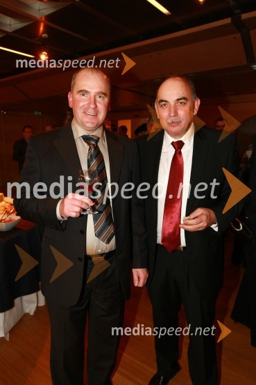Darko Gorišek, direktor Območne zbornice GZS Posavje in Peter Žigante, direktor podjetja Savaprojekt d.d., KrškoPodelitev nagrad Gospodarske zbornice Slovenije za izjemne gospodarske in podjetniške dosežke