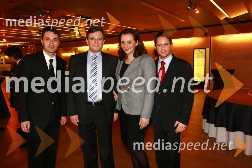 Gregor Jamnik, generalni direktor Hotel Slon, Zdenko Pavček, predsednik GZS in predsednik uprave družbe Skupina Viator & Vektor d.d., dr. Maja Uran, Fakulteta za turistične študije Portorož in dr. Andrej Janež, diabetolog, Klinika za endokrinologijo, diabetes in bolezni presnove UKC LjubljanaPodelitev nagrad Gospodarske zbornice Slovenije za izjemne gospodarske in podjetniške dosežke