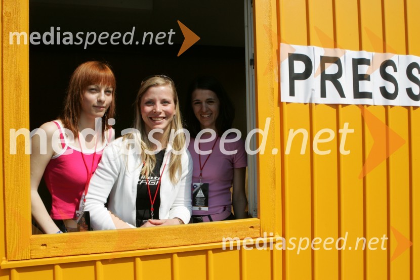 Brhka zasedba prijavne - press pisarneSPEEDWAY GRAND PRIX, VN Slovenije 2006, RAZNO