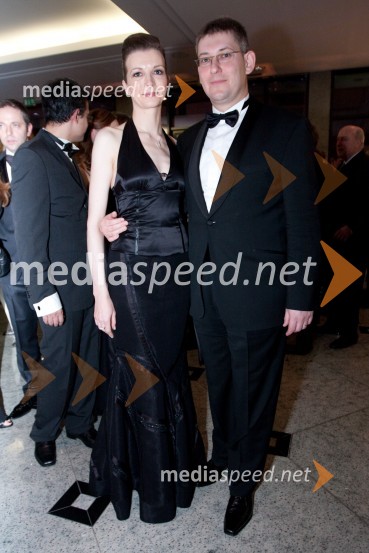 Žiga Debeljak, predsednik uprave družbe Mercator in soproga Metoda21. Veliki Rotarijski ples