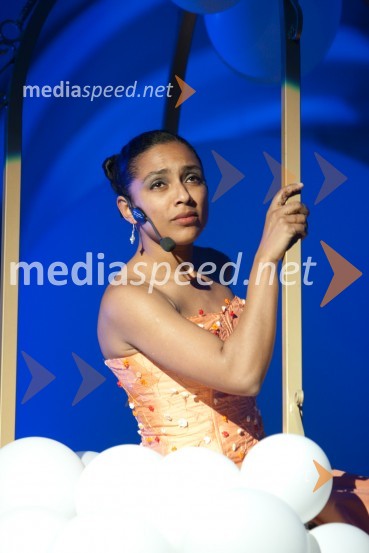 Irena Yebuah Tiran, operna pevka21. Veliki Rotarijski ples